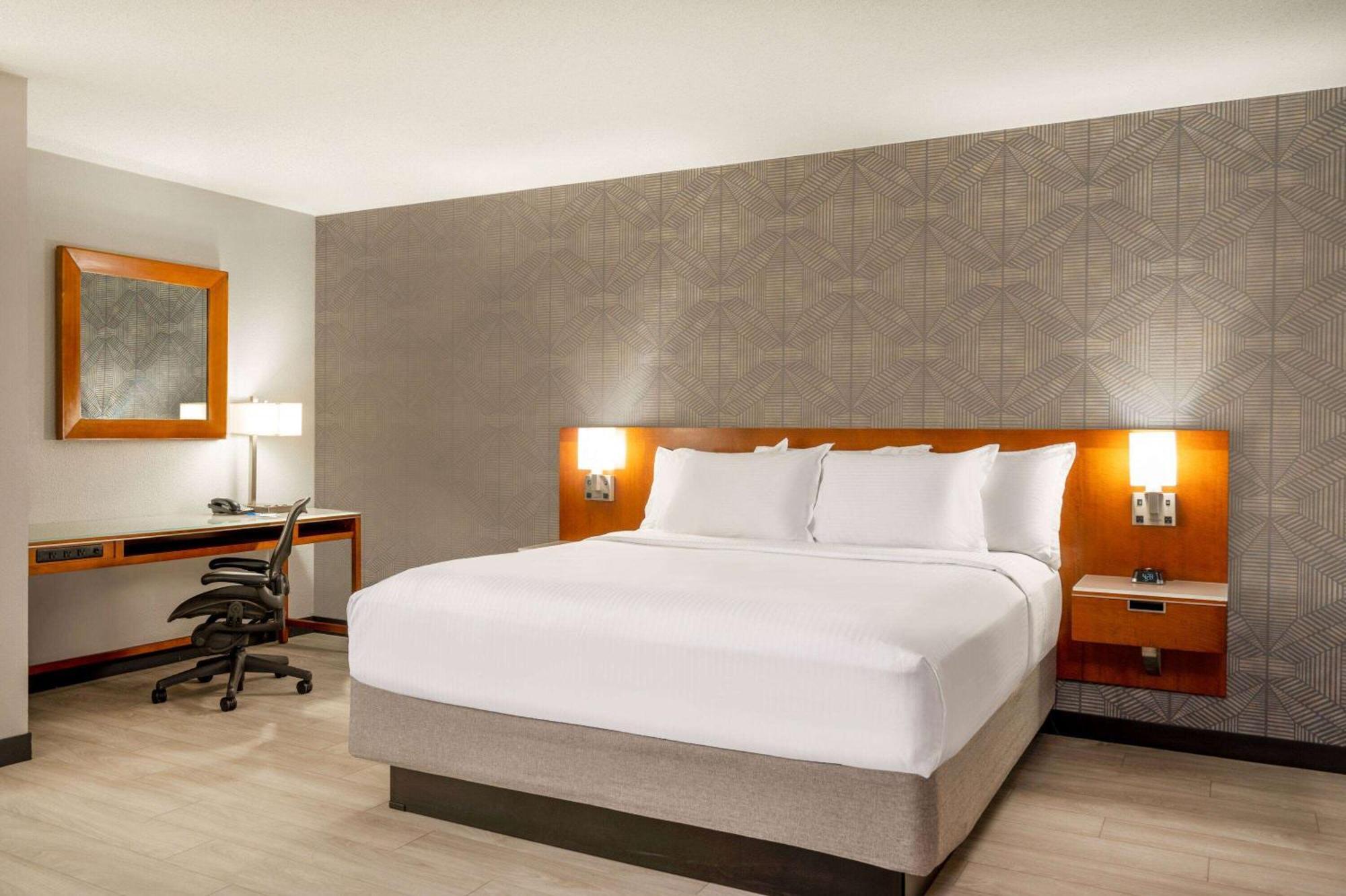 Wyndham Indianapolis Airport Ξενοδοχείο Εξωτερικό φωτογραφία