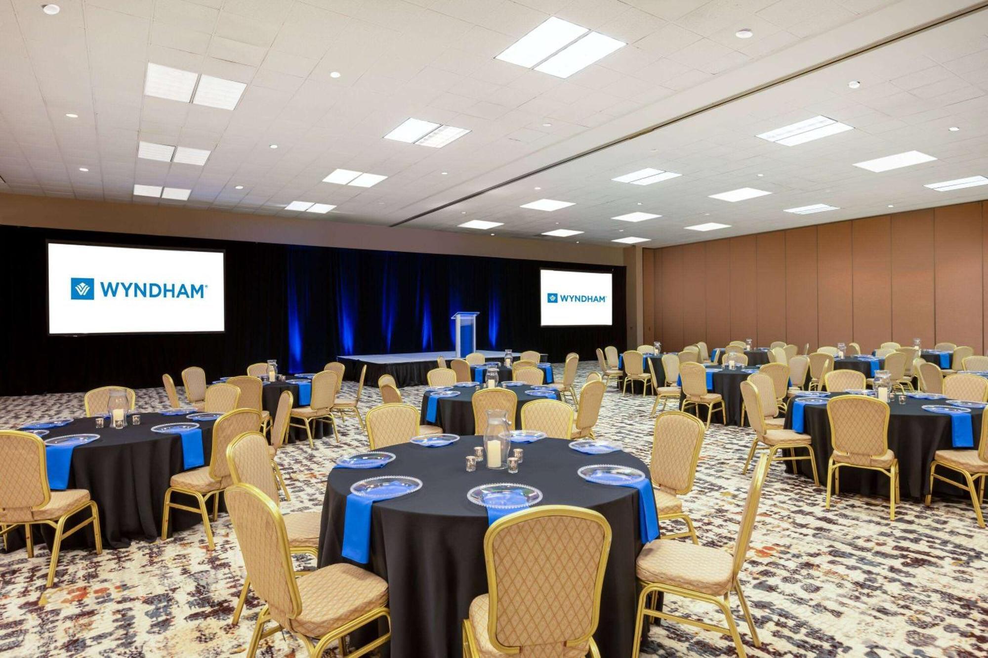 Wyndham Indianapolis Airport Ξενοδοχείο Εξωτερικό φωτογραφία